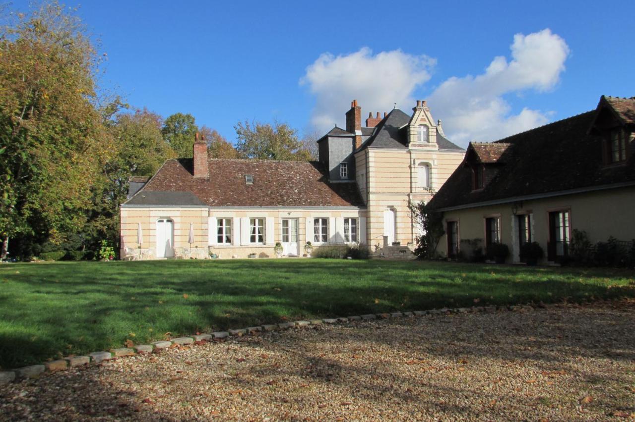 Bed and Breakfast Le Plessis Bbb Blois Esterno foto