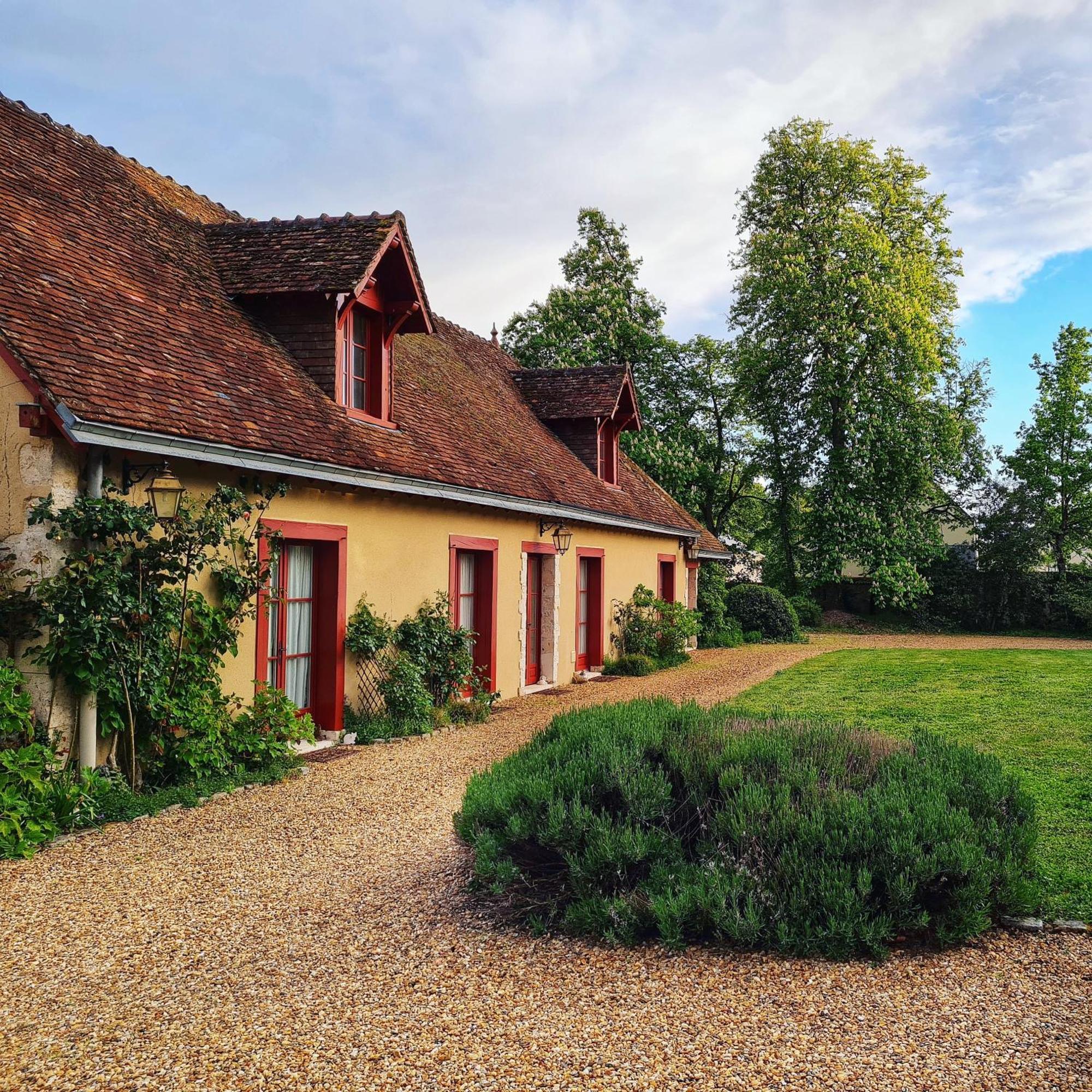 Bed and Breakfast Le Plessis Bbb Blois Esterno foto